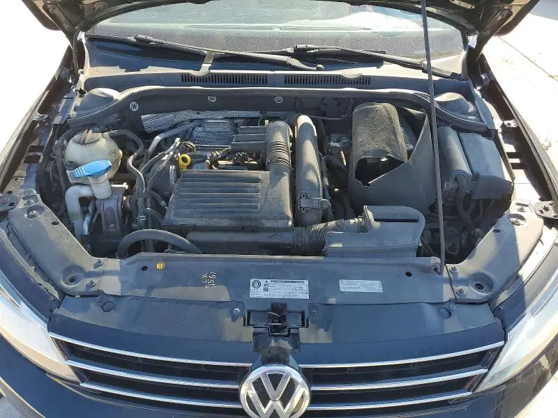 2017 VOLKSWAGEN JETTA SE  