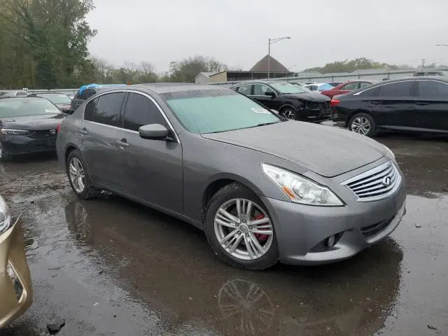 2011 INFINITI G37   
