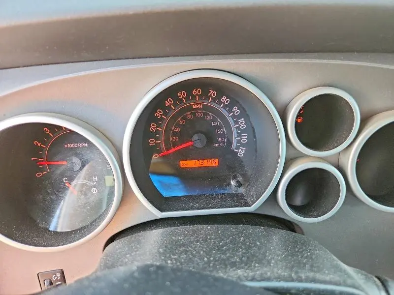 2013 TOYOTA SEQUOIA SR5  