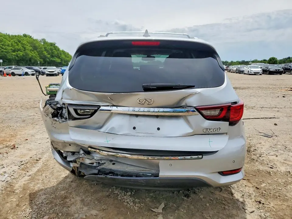 2020 INFINITI QX60 LUXE  
