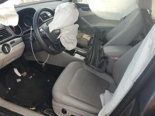 2019 VOLKSWAGEN PASSAT WOLFSBURG  