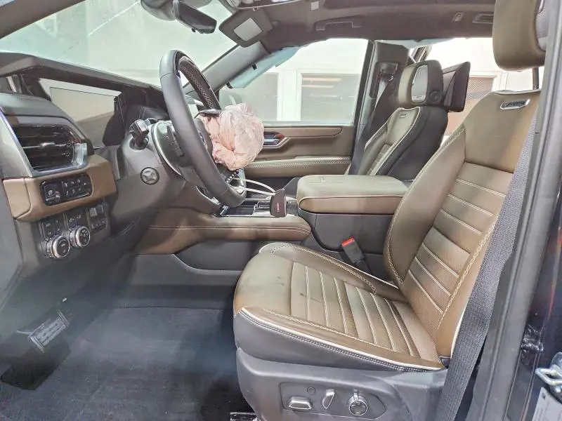 2025 GMC YUKON DENALI ULTIMATE  