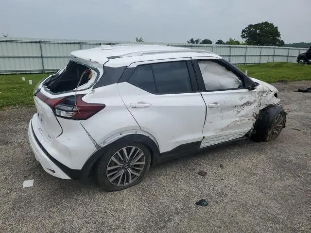 2021 NISSAN KICKS SV  