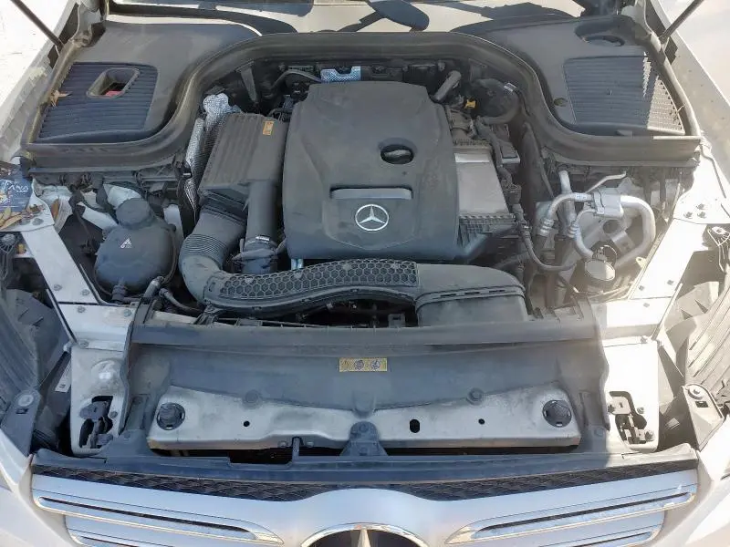 2019 MERCEDES-BENZ GLC 300  