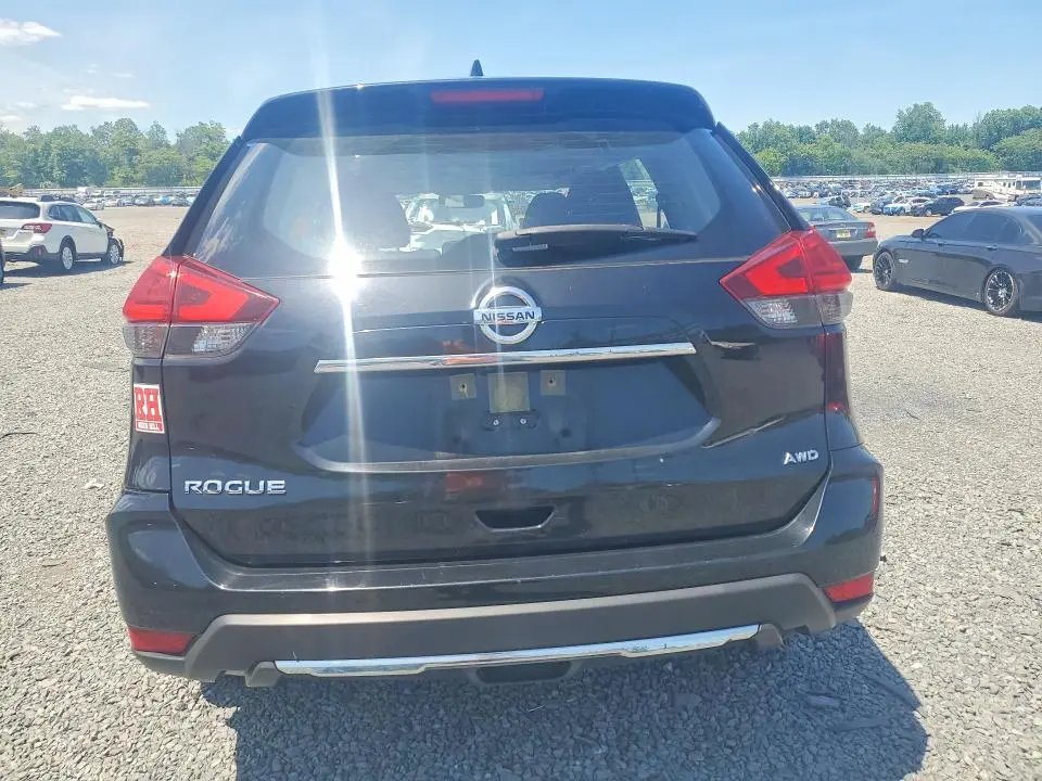2017 NISSAN ROGUE S  
