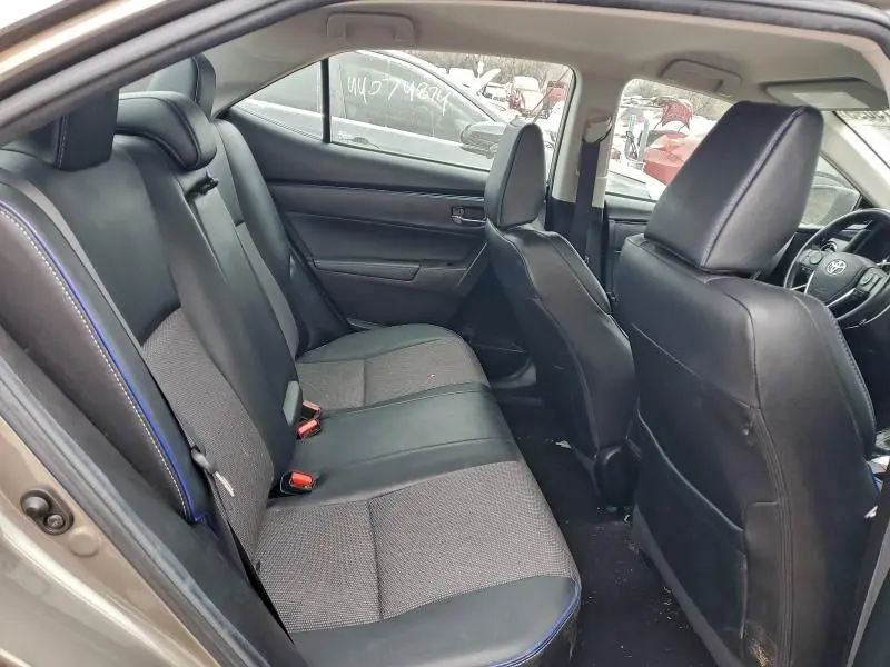 2018 TOYOTA COROLLA SE  