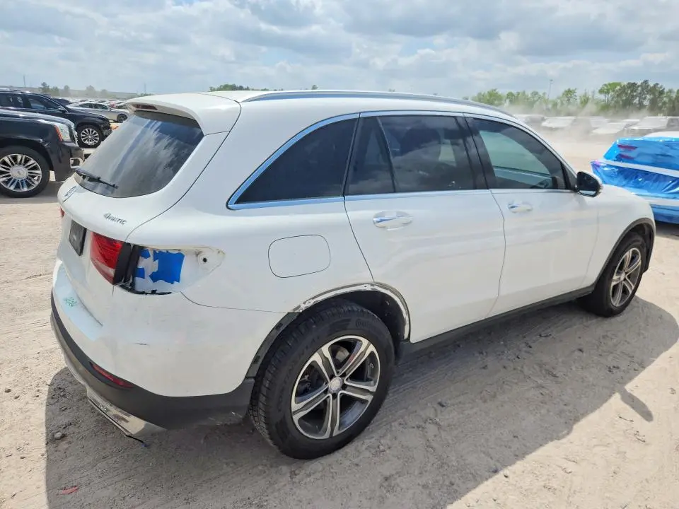 2017 MERCEDES-BENZ GLC 300 4MATIC  