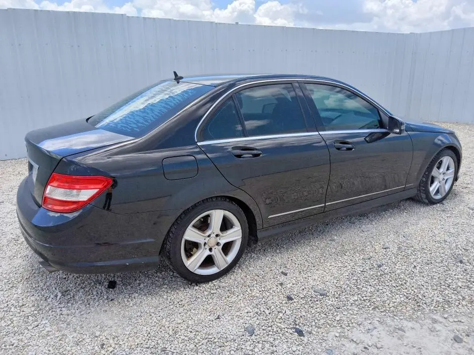 2010 MERCEDES-BENZ C 300  