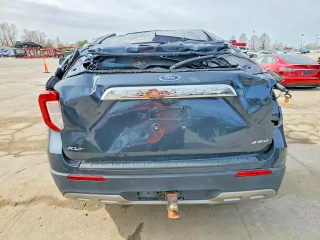 2022 FORD EXPLORER XLT  