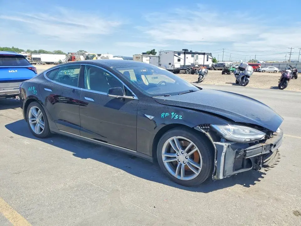 2014 TESLA MODEL S   