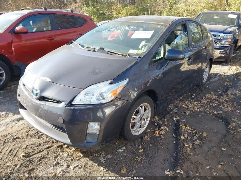 2010 TOYOTA PRIUS III