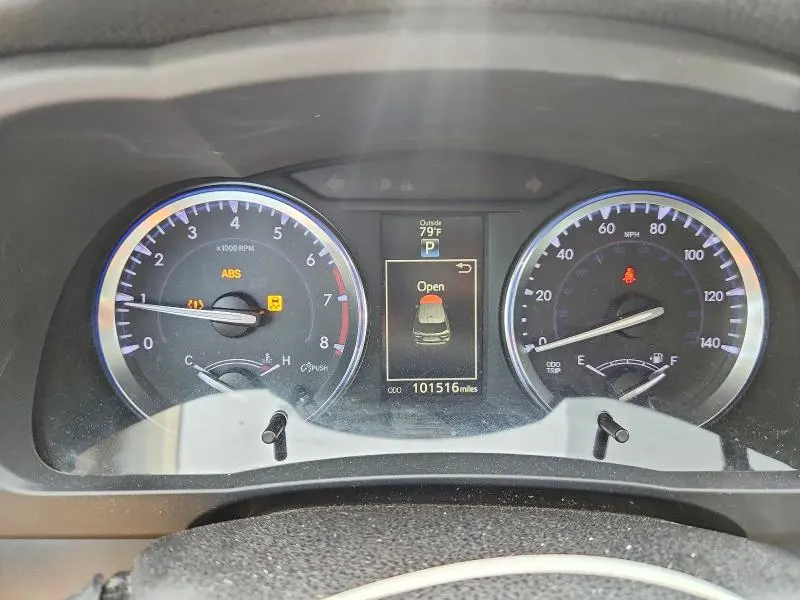 2014 TOYOTA HIGHLANDER XLE  