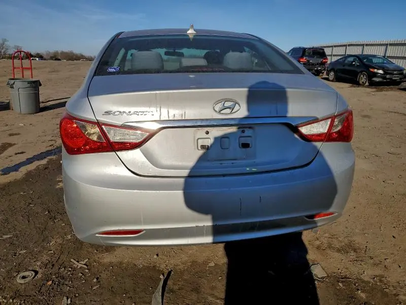 2011 HYUNDAI SONATA GLS  