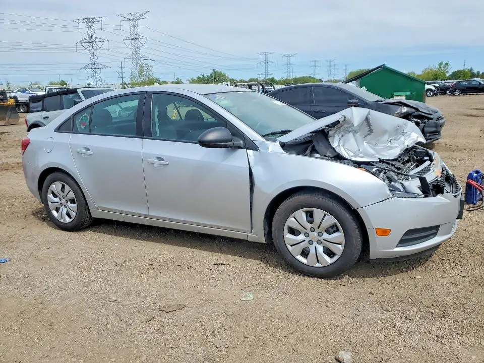 2013 CHEVROLET CRUZE LS  
