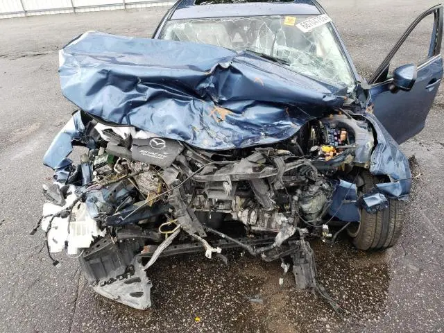 2017 MAZDA 3 TOURING  