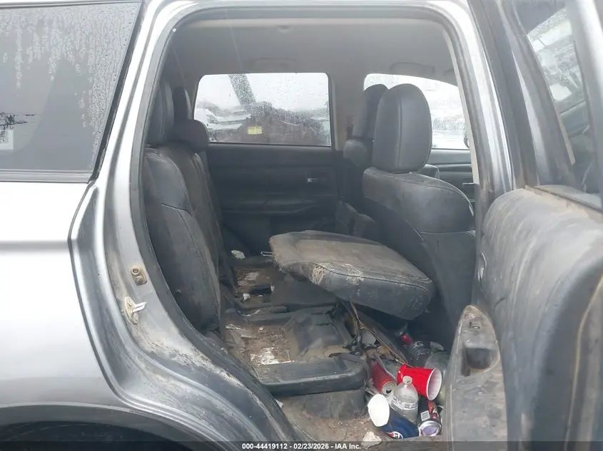 2020 MITSUBISHI OUTLANDER SE 2.4 S-AWC