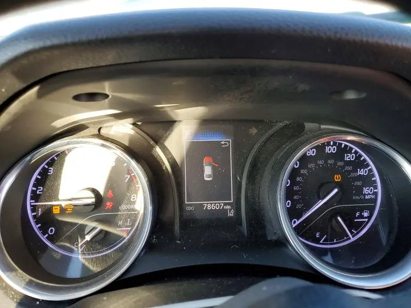 2019 TOYOTA CAMRY LE  