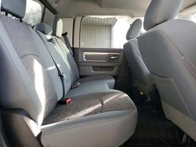 2017 RAM 1500 SLT