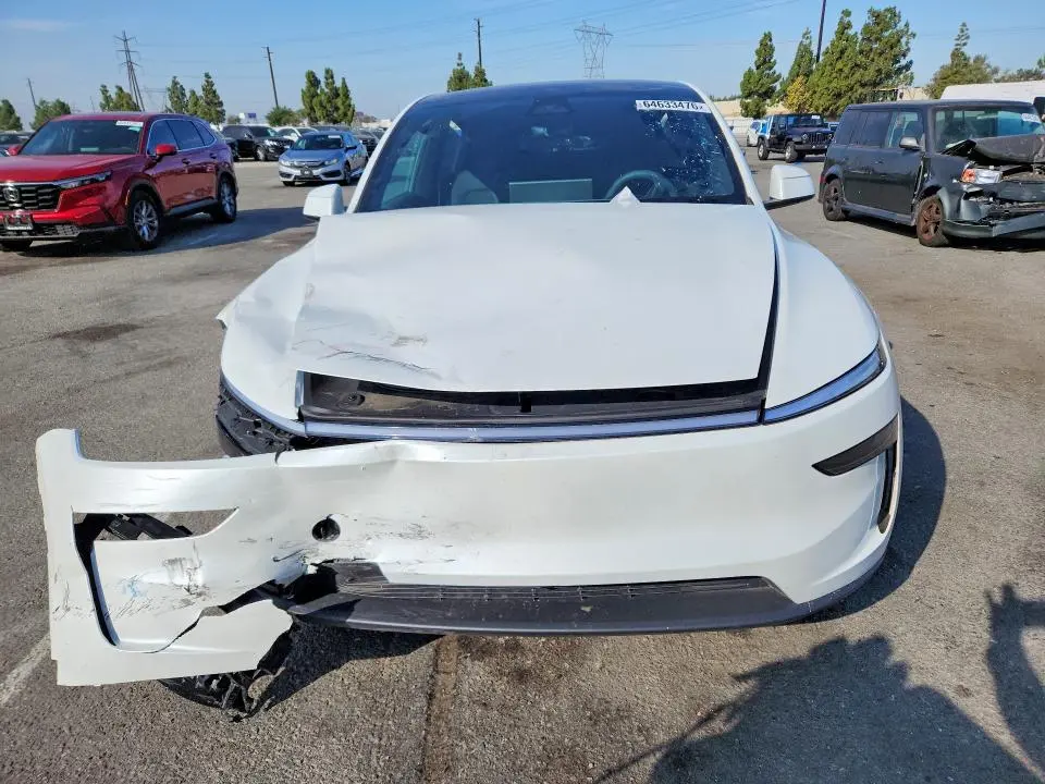 2026 TESLA MODEL Y   