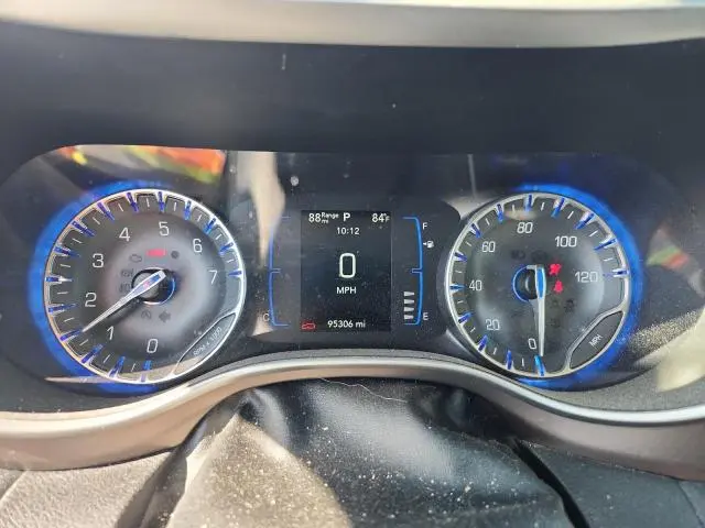 2020 CHRYSLER VOYAGER LXI  