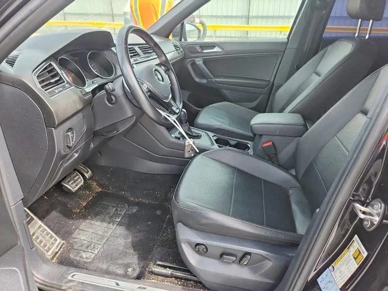 2020 VOLKSWAGEN TIGUAN SE  