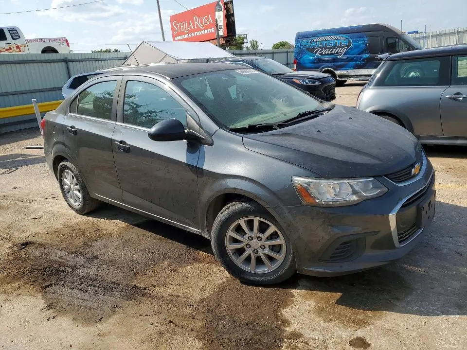 2017 CHEVROLET SONIC LT  
