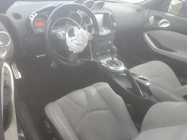 2010 NISSAN 370Z   