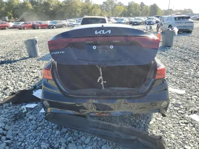 2023 KIA FORTE LX  