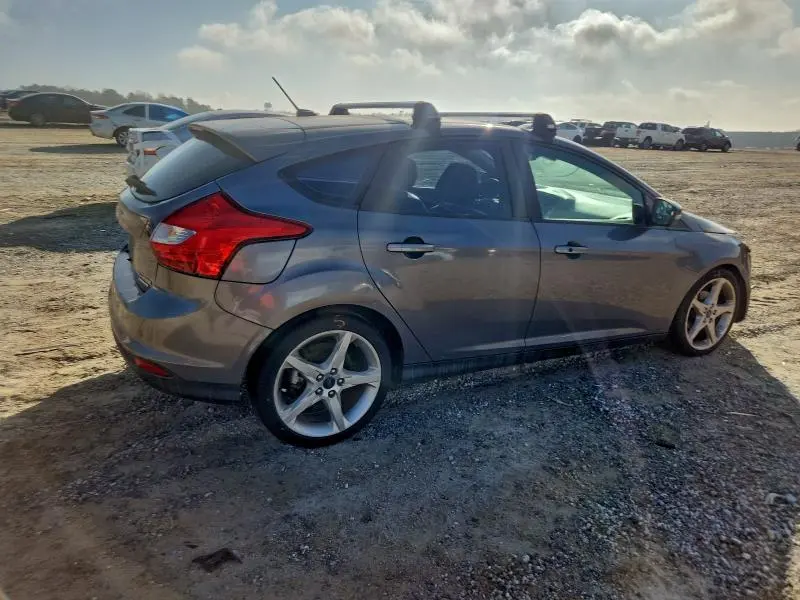 2012 FORD FOCUS TITANIUM  