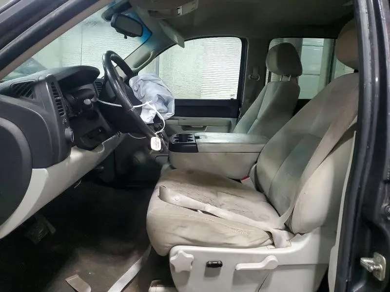 2011 CHEVROLET SILVERADO K1500 LT  