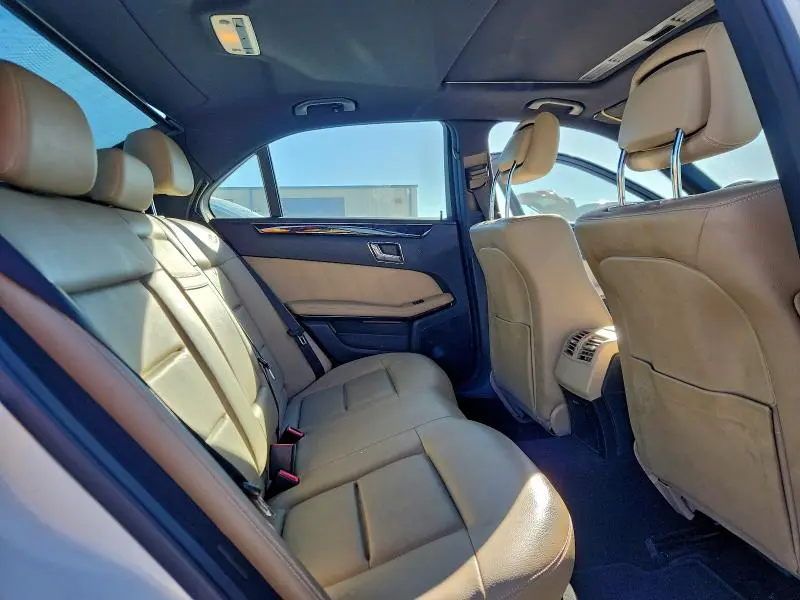 2010 MERCEDES-BENZ E 350  