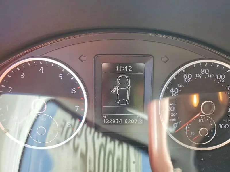 2017 VOLKSWAGEN TIGUAN S  