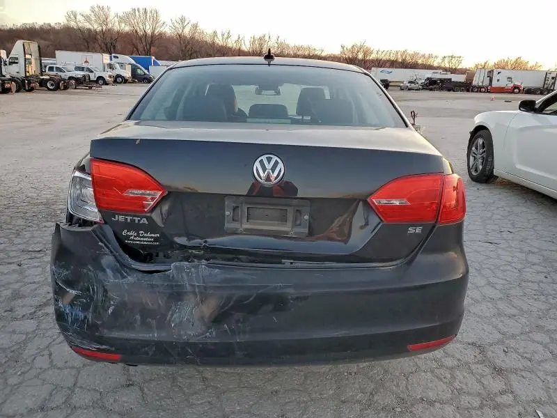 2014 VOLKSWAGEN JETTA SE  