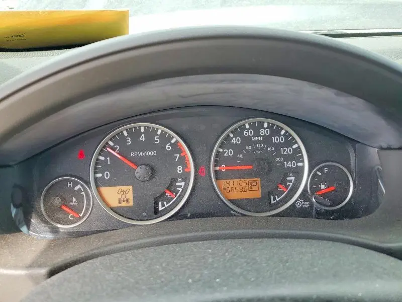 2011 NISSAN PATHFINDER S  