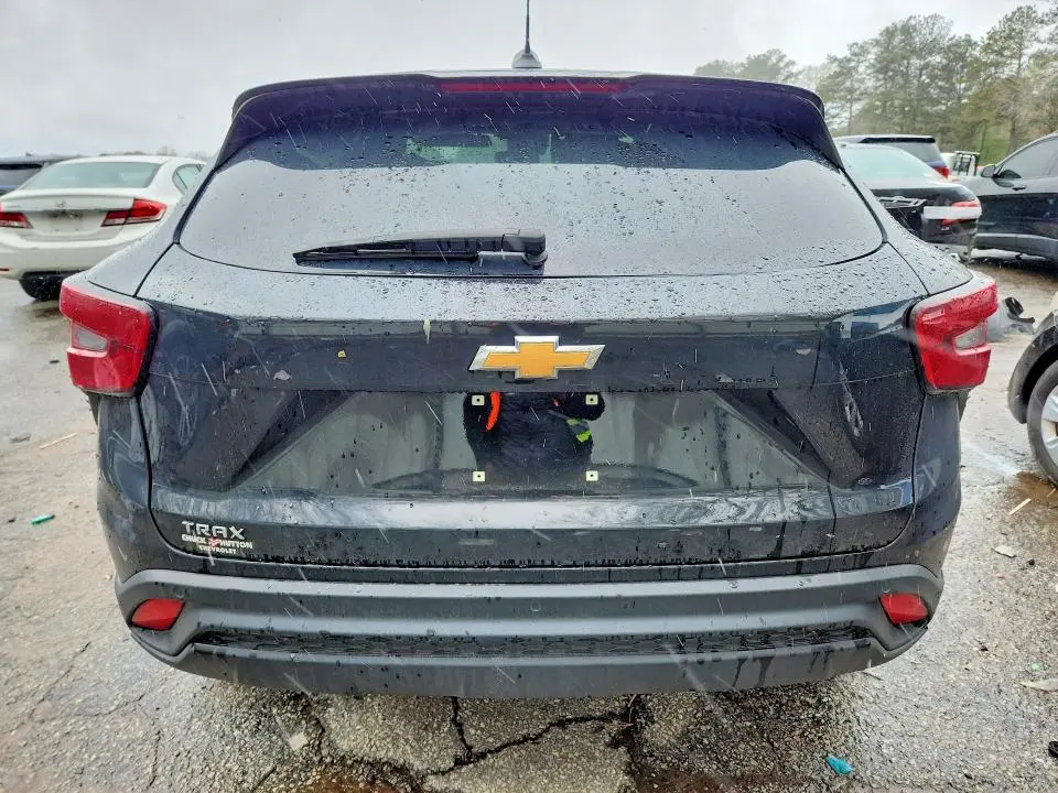 2024 CHEVROLET TRAX LS  