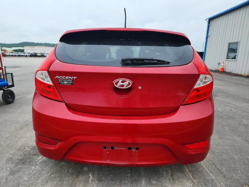 2014 HYUNDAI ACCENT SE  