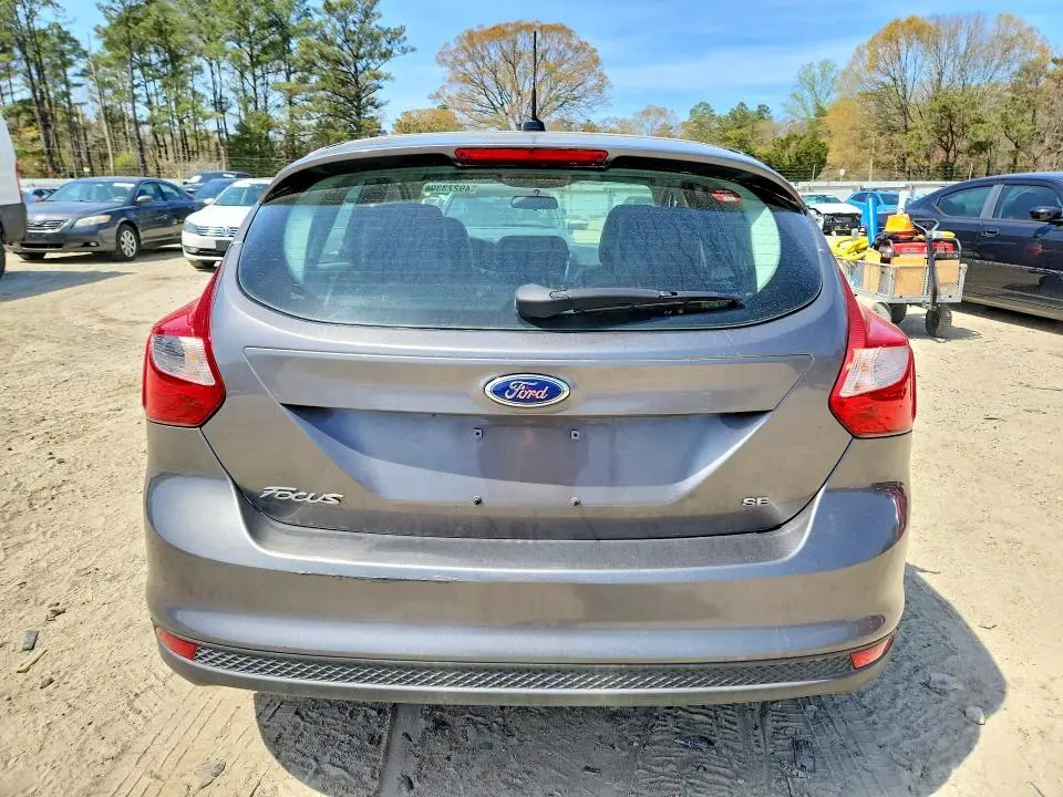 2014 FORD FOCUS SE  