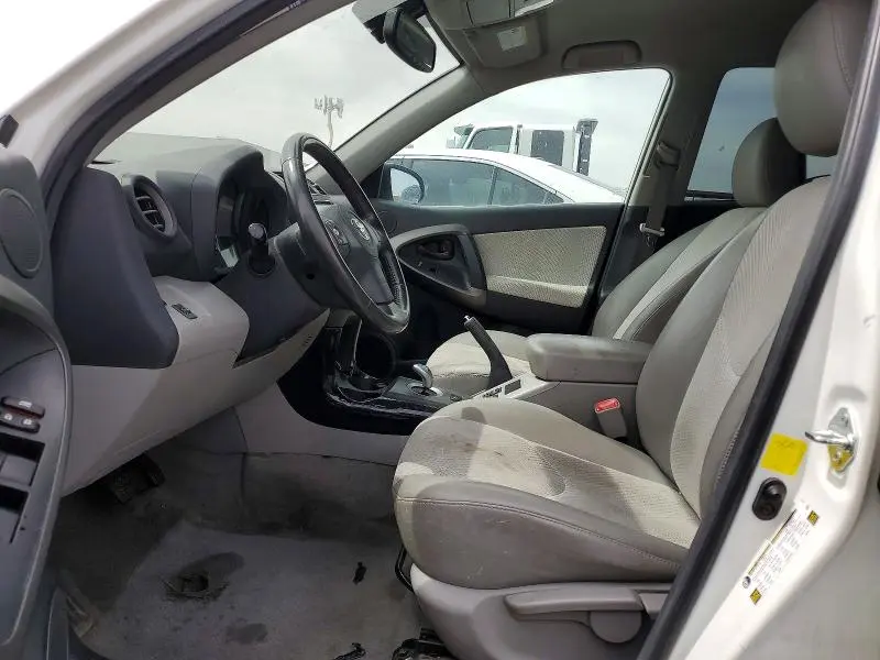 2014 TOYOTA RAV4 EV BASE  