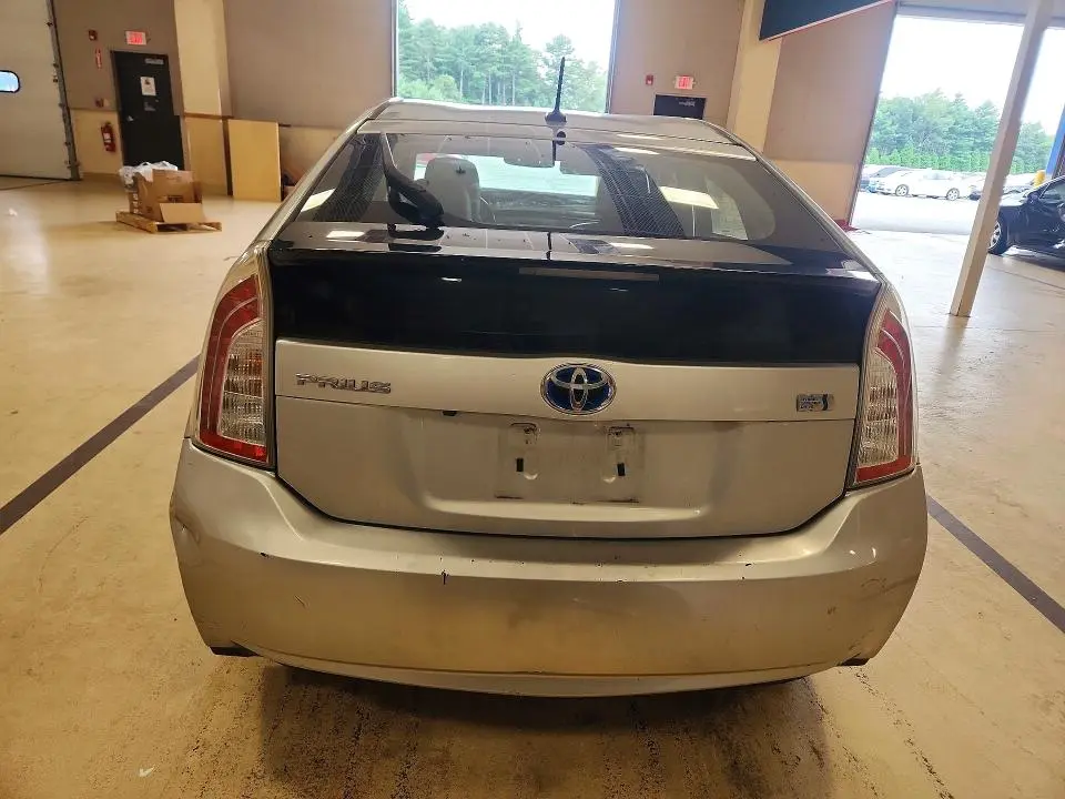 2015 TOYOTA PRIUS FOUR  