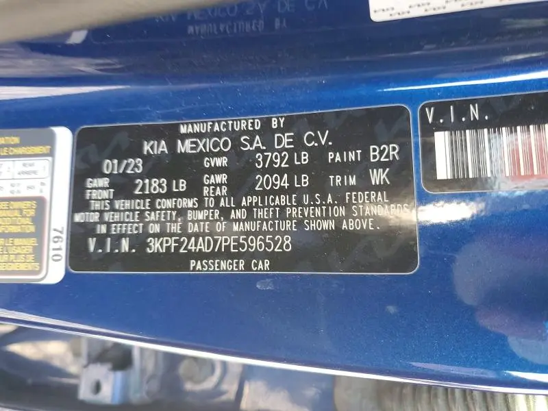 2023 KIA FORTE LXS  