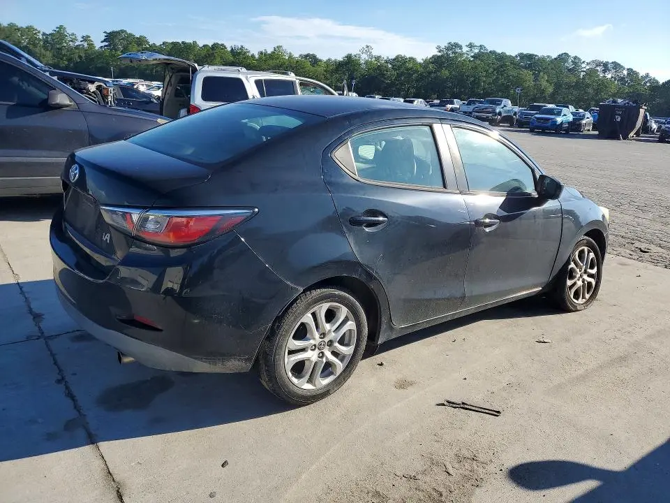 2017 TOYOTA YARIS IA BASE  