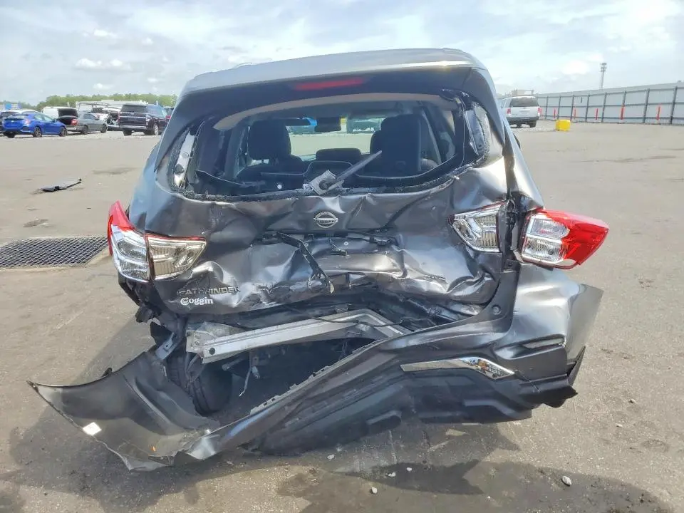 2018 NISSAN PATHFINDER S  