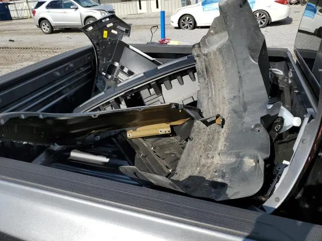 2025 NISSAN FRONTIER S  