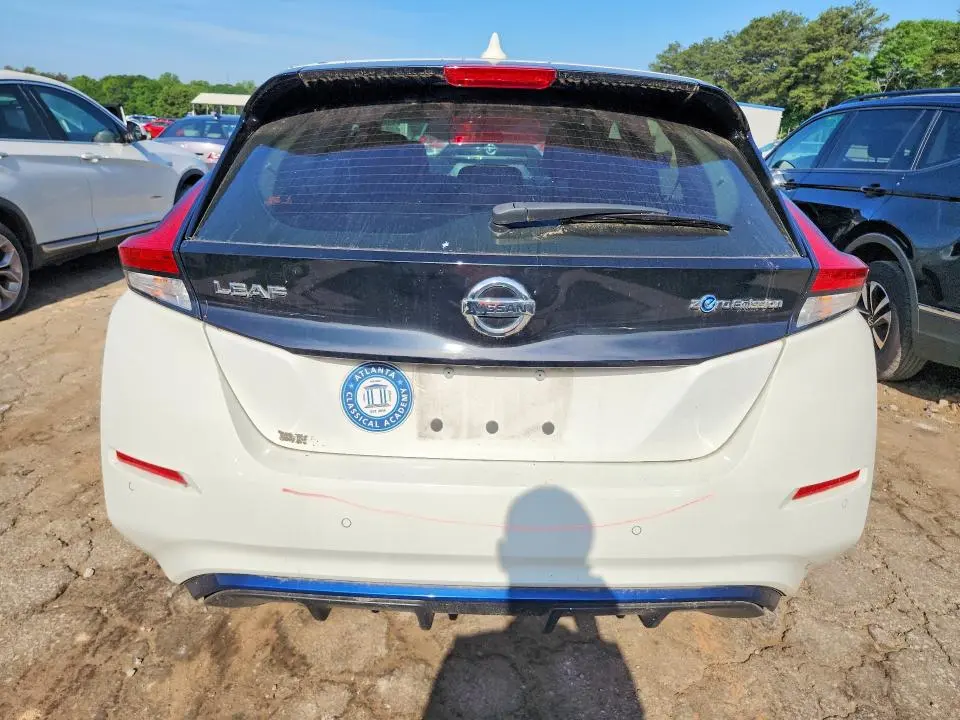 2020 NISSAN LEAF S  