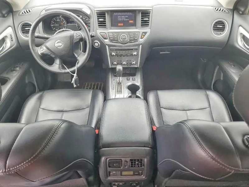 2019 NISSAN PATHFINDER SL  