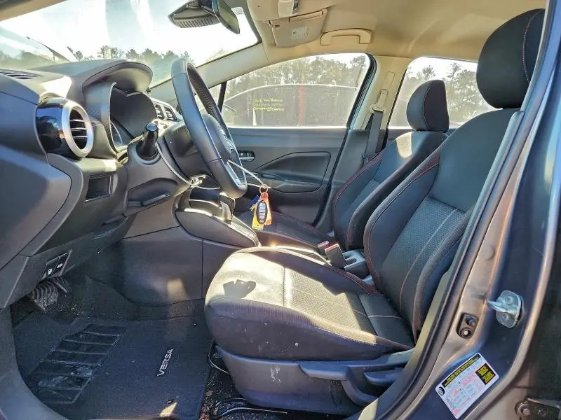 2020 NISSAN VERSA SR  