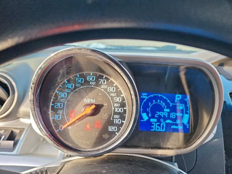 2013 CHEVROLET SPARK 1LT  