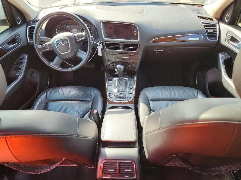 2011 AUDI Q5 PREMIUM PLUS  