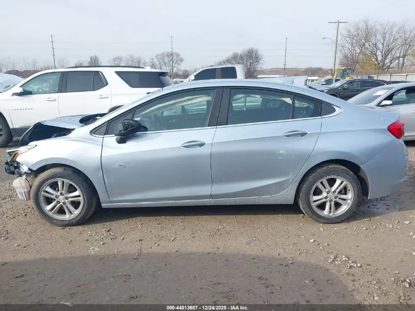 2018 CHEVROLET CRUZE LT AUTO