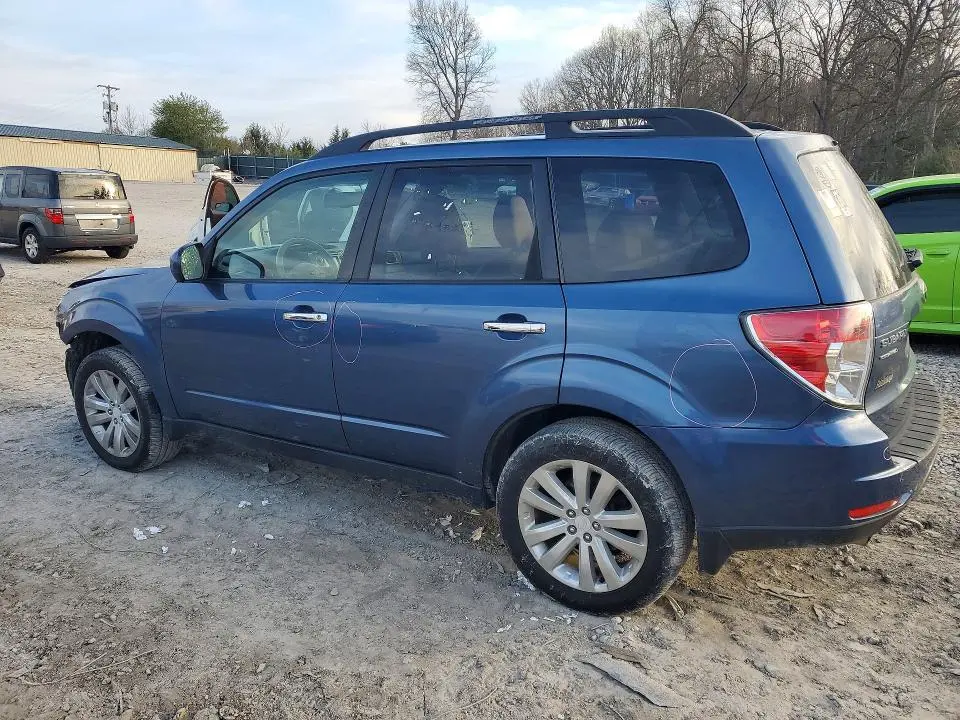 2013 SUBARU FORESTER LIMITED  